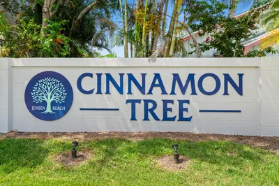 3981 NW Cinnamon Tree Circle 1