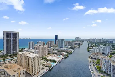 2600 E Hallandale Beach Blvd #T1002 1