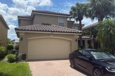 5016 Nautica Lake Cir 1