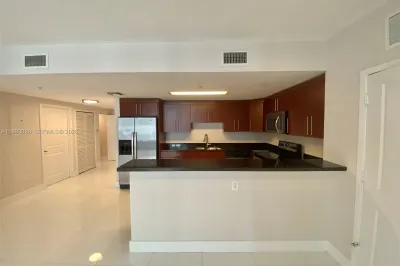 170 SE 14th St #2208 1