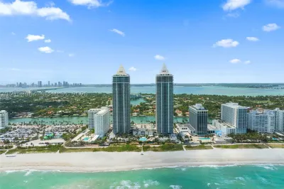 4775 Collins Ave #2408 1