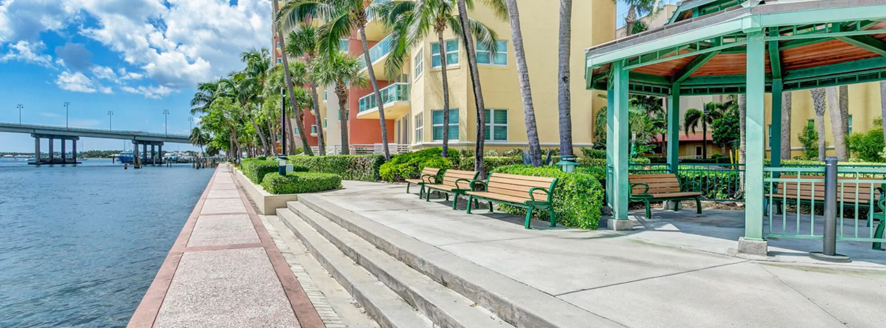 Communities with a Marina or Private Dock Near Downtown West Palm Beach