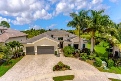 16792 W Couture Ct 1