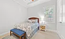 5714 SE Horseshoe Point Road Photo
