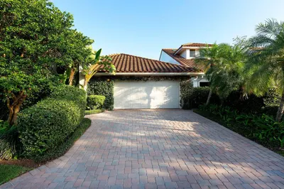 2426 Windsor Way Court 1