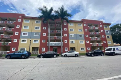 21 E 3rd St #103 1