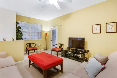 108 LIGHTHOUSE Circle #B 1