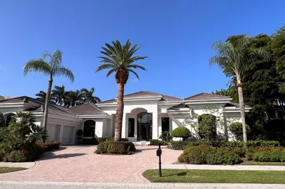 38 St Thomas Drive 1
