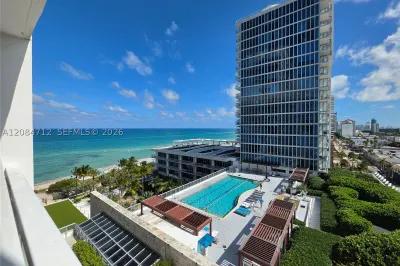 6801 Collins Ave #1014 Legal 1004 Door 1