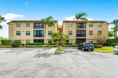 5099 Splendido Court #R 1