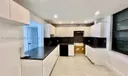 911 Ocean Dr #503 Photo