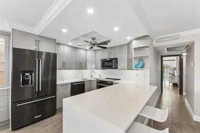 1027 Farnham O #1027 1