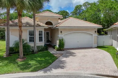 8642 Plum Cay 1