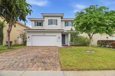 4791 Foxtail Palm Court 1