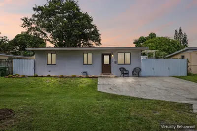 55 Davis Road 1