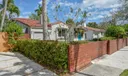 725 NE 76th St Photo