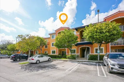21000 SW 87th Ave #204 1
