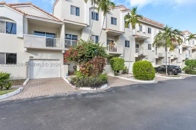 21399 Marina Cove Cir #M12 1
