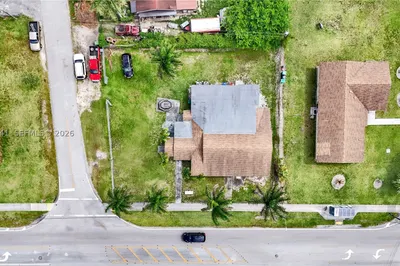 11500 SW 220th St 1