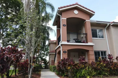 3486 Briar Bay Blvd #101 1