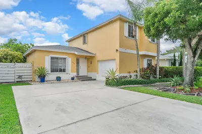 14515 SW 139th Ave Cir E 1