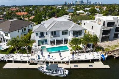 74 Isla Bahia Dr 1
