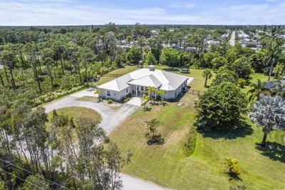 Aerial view right angle