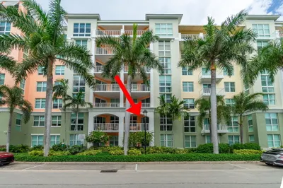 804 E Windward Way #211 1