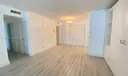 9225 Collins Ave #706 Photo