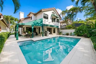 21718 Club Villa Ter 1