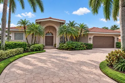 77 NW 108th Way 1