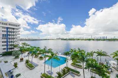 800 West Ave #629 1