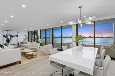6.Dining Area Twilight