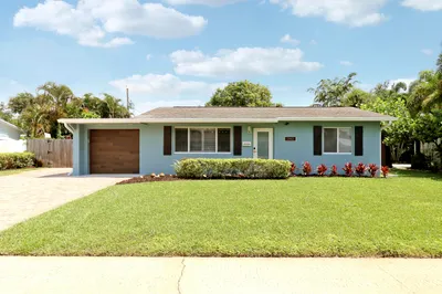 940 Dogwood Road 1