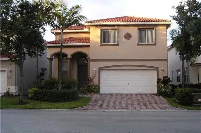 1309 Alicante Court 1