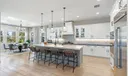 9369 Crestview Cir Photo