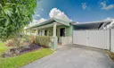 720 E 8th Ln Photo