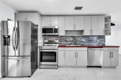 2245 NW 65th St 1