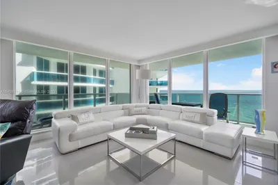 2751 S Ocean Dr #1404N 1