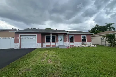314 SW 79th Way 1