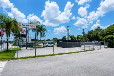 3100 NW 27th Ave 1