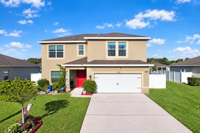 5255 Oakland Lake Circle 1