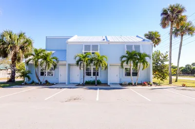 804 Shorewinds Drive #B 1