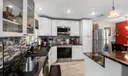 5 E Riverside Drive Photo