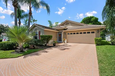 4150 Manor Forest Trail 1
