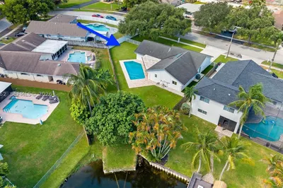 2760 SW 86th Way 1