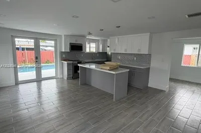 3515-3517 SW 91st Ave 1