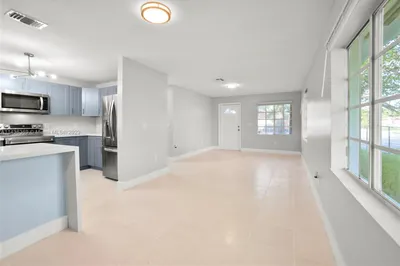 1340 NW 7th Ct 1