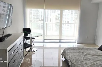 1300 Brickell Bay Dr #2112 1