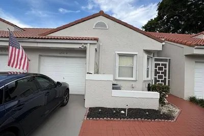 10941 LADERA Lane #B 1